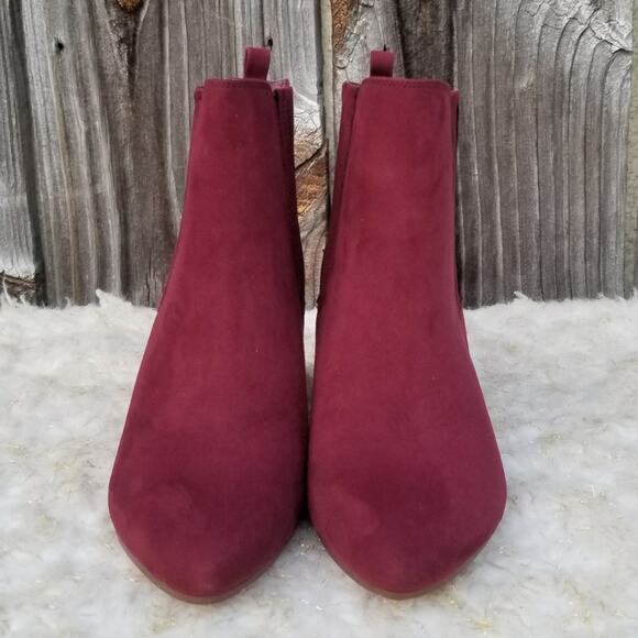 Red Heeled Bootie JustFab Misha Size 8.5 Burgundy Wine Ankle Boot EUC - Picture 3 of 13